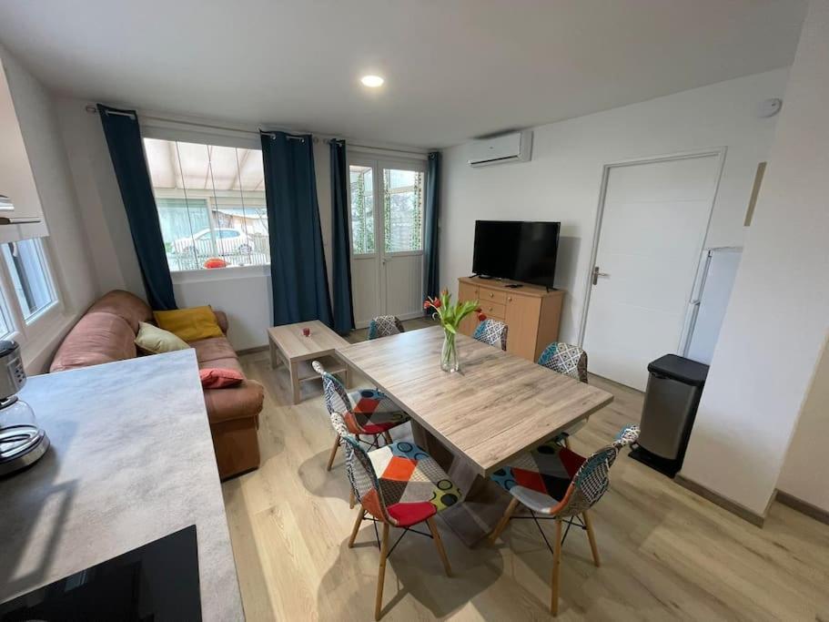 T3 Avec Jardin Et Veranda Saint-Priest (Rhone)